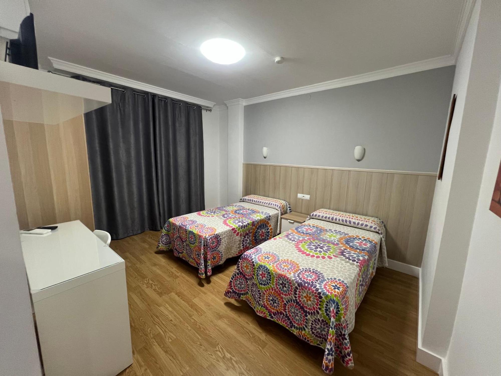 Hotel Dila فيليز-مالاغا المظهر الخارجي الصورة